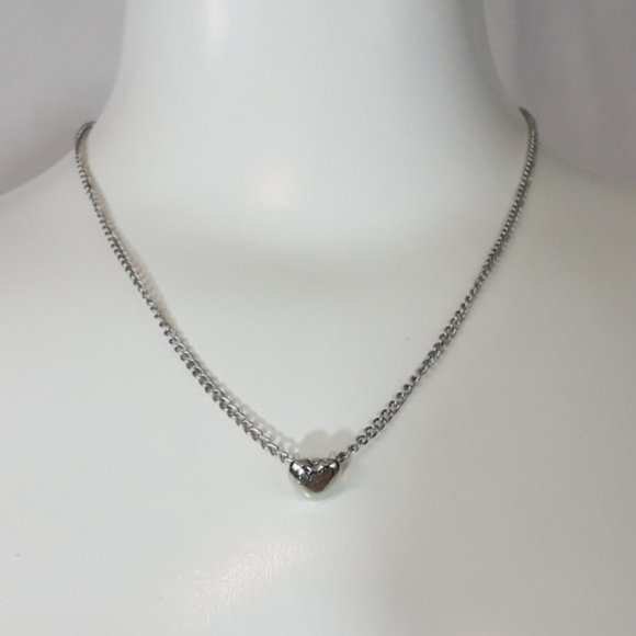 Puff Heart Pendant Dainty Silver Necklace - Picture 2 of 6